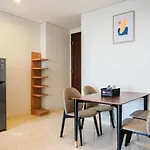 Comfortable Deluxe 2Br At The Empyreal Condominium Epicentrum Apartment By Travelio